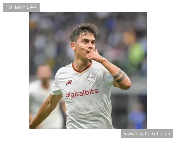 足球前锋球星头像男神级人物照片展示技艺与风采