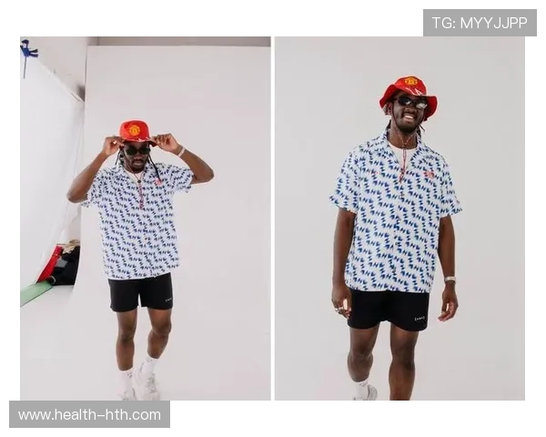 足球明星卡通人物短袖设计，展现动感与活力的创意风格